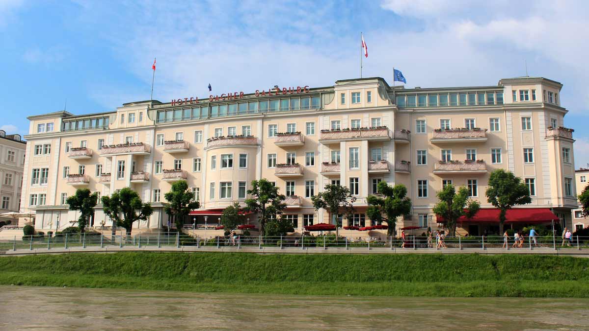 Um dos hotéis mais luxuosos onde ficar em Salzburgo: o Hotel Sacher